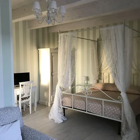 ベッド・アンド・ブレックファスト Ca' Del Conte - Maison De Charme 4*