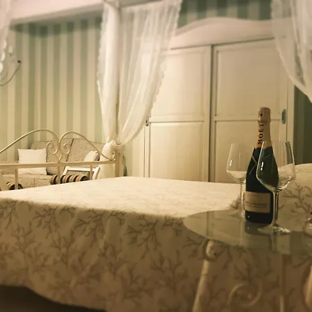 Oda ve Kahvaltı Ca' Del Conte - Maison De Charme Padula